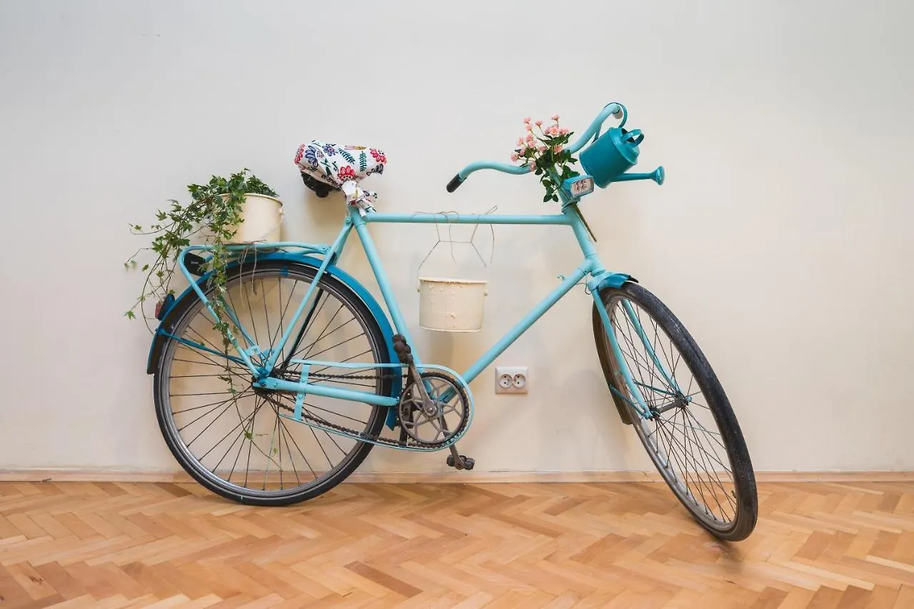 Homely 4 Bedroom Apartment - Old Town - By Upstairs Krakow