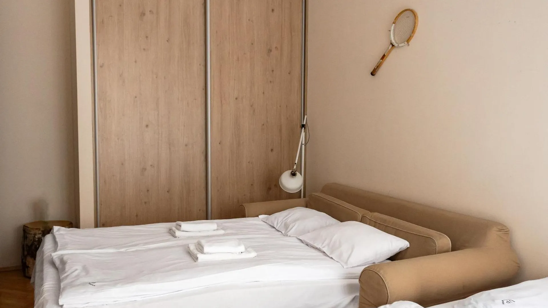 Homely 4 Bedroom Apartment - Old Town - By Upstairs Krakow
