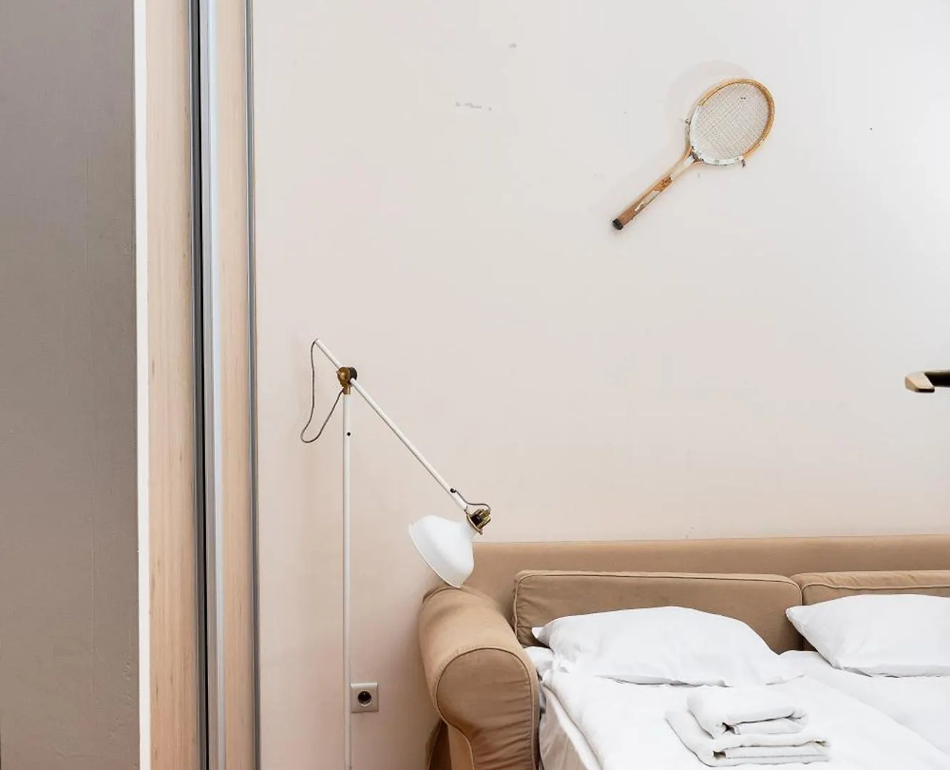 Homely 4 Bedroom Apartment - Old Town - By Upstairs Krakow