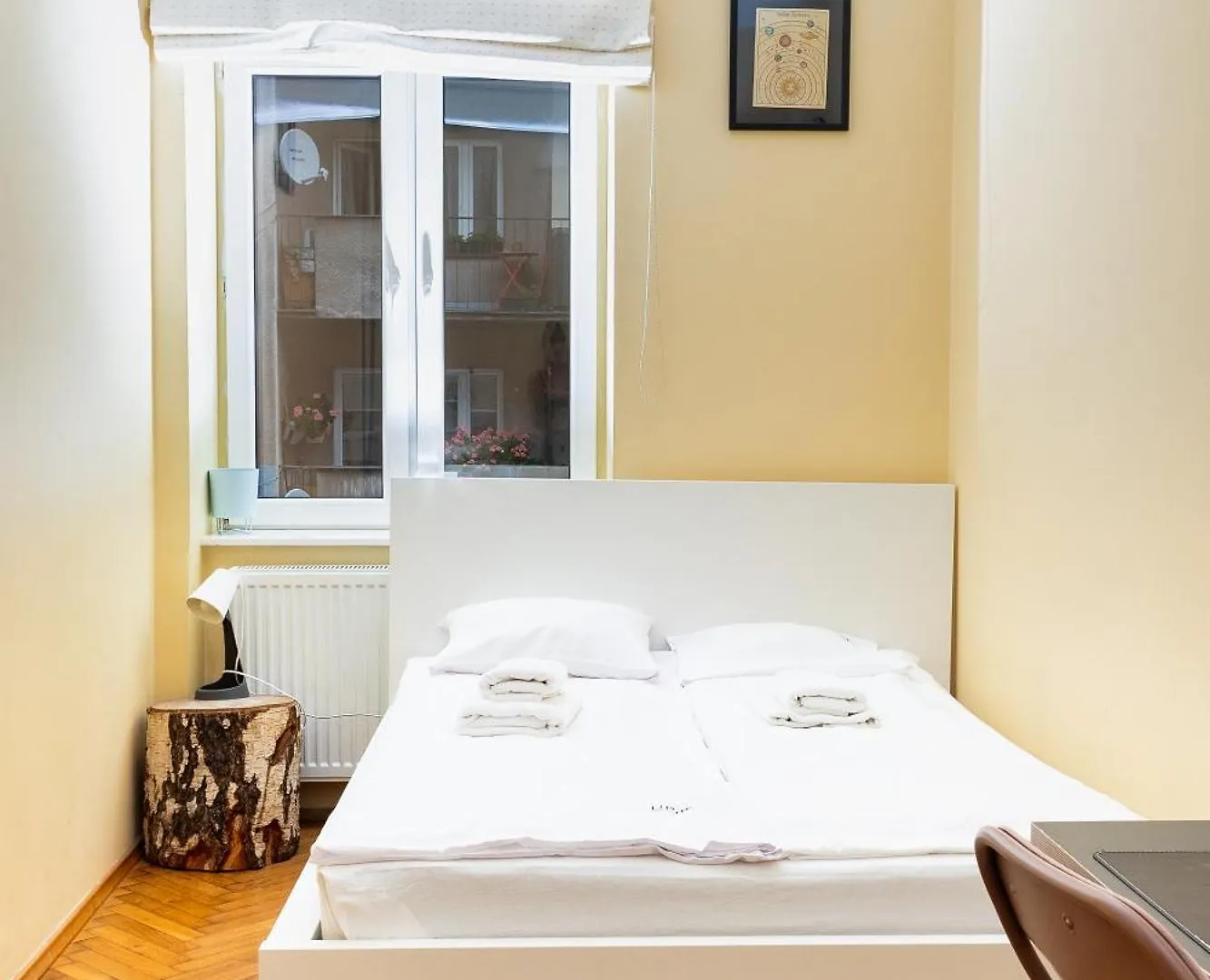 Homely 4 Bedroom Apartment - Old Town - By Upstairs Krakow