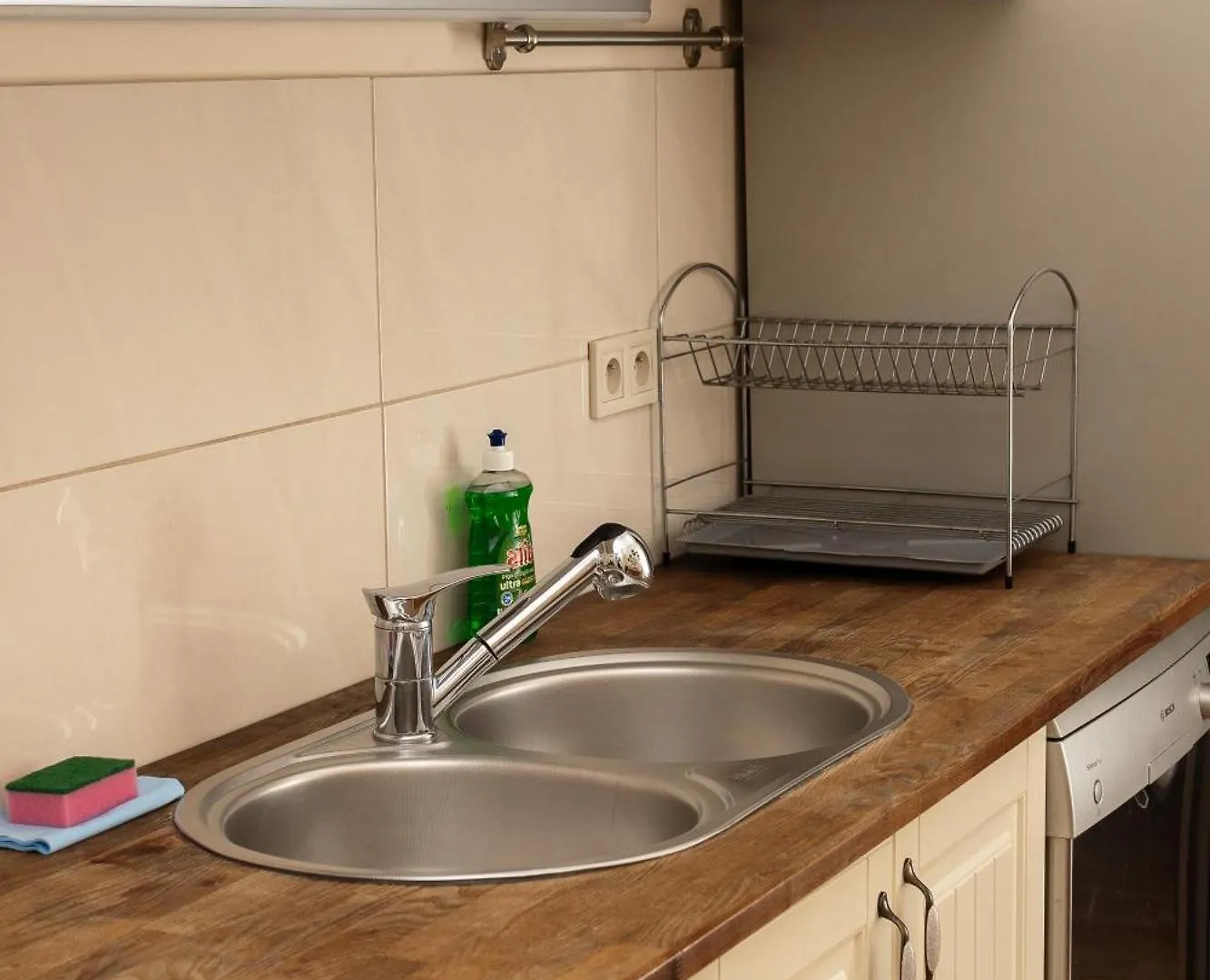 Homely 4 Bedroom Apartment - Old Town - By Upstairs Krakow